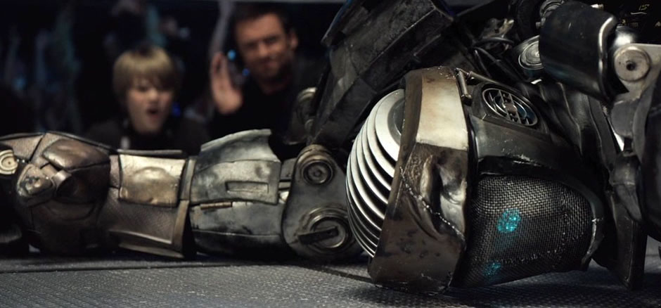 Atom the boxer robot from Real Steel